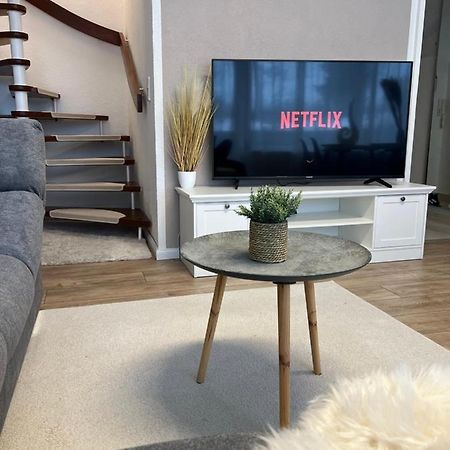 Unique Zentral Gelegene 2 Zimmer Maisonettewohnung Inkl Tiefgaragenplatz Villingen-Schwenningen Luaran gambar
