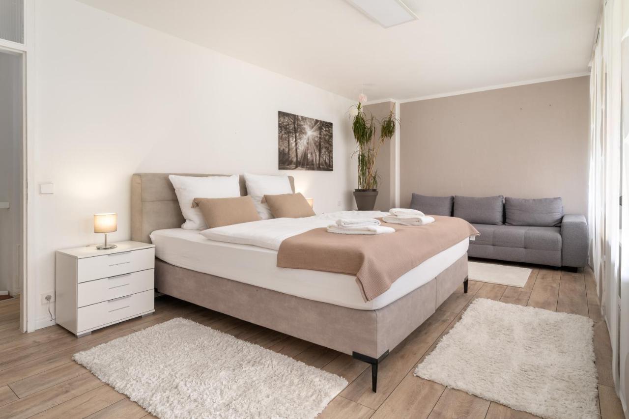 Unique Zentral Gelegene 2 Zimmer Maisonettewohnung Inkl Tiefgaragenplatz Villingen-Schwenningen Luaran gambar